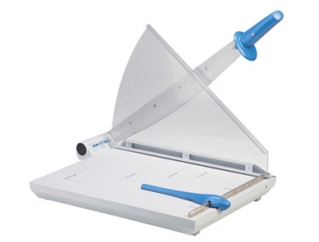 CIZALHA METALICA KOBRA, A3 CORTA MAXIMO 30FLS-70 GRS.